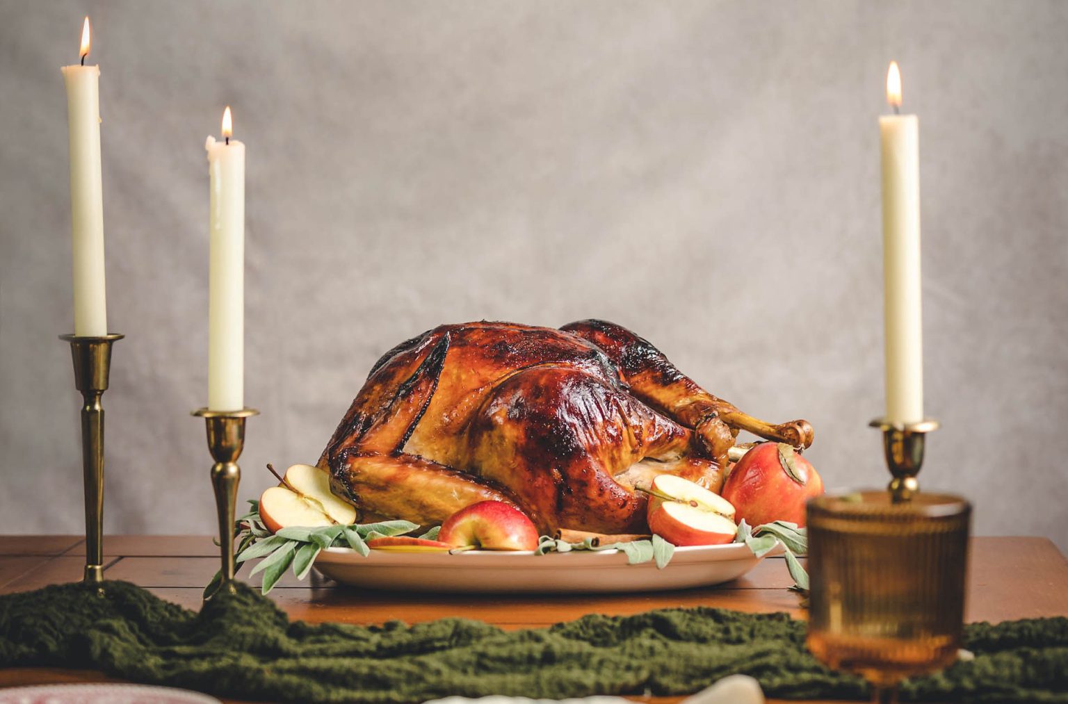 apple-honey-glazed-turkey-canadian-turkey