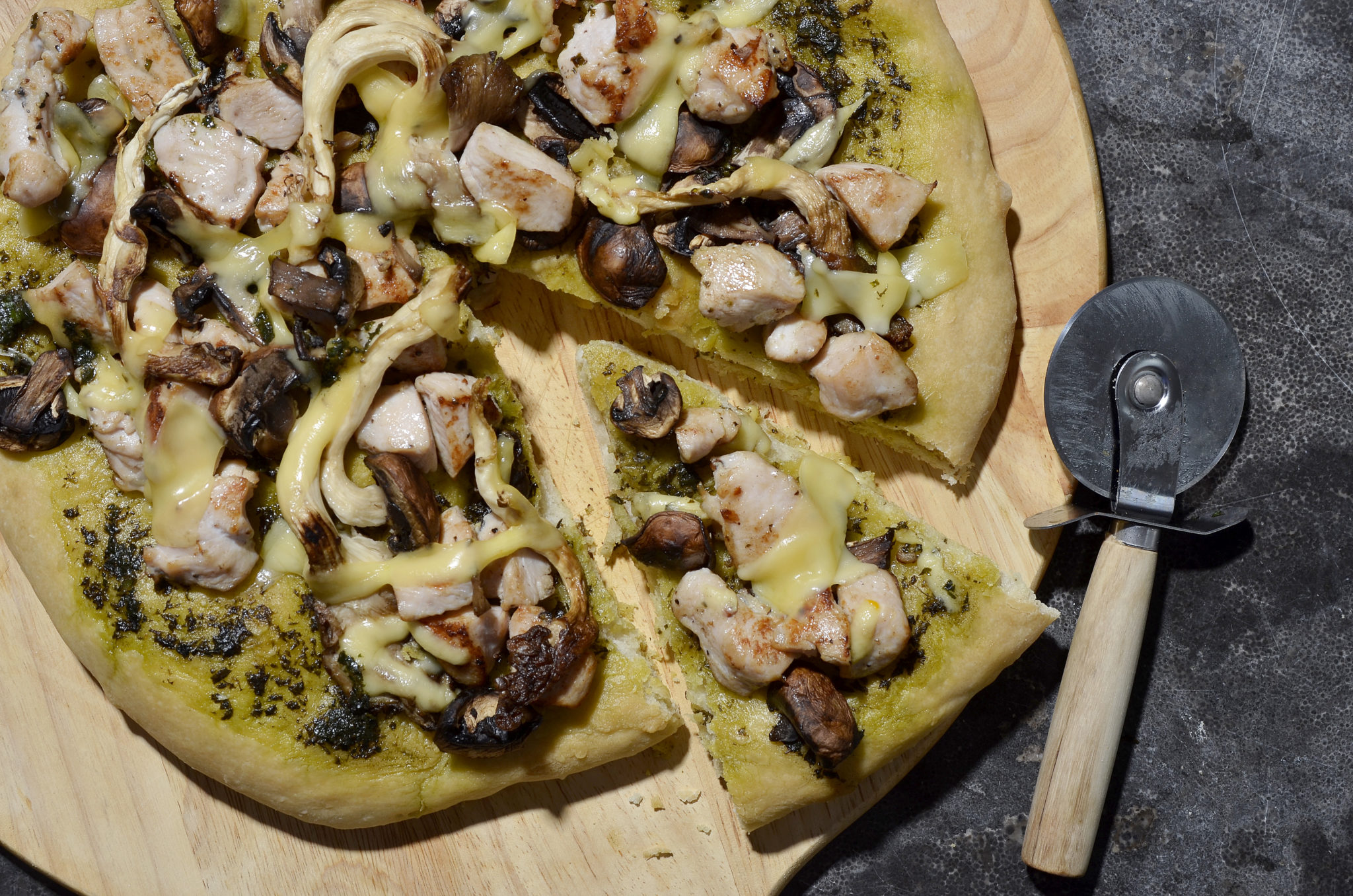 Grilled Turkey Pizza with Mushrooms and Basil Pesto